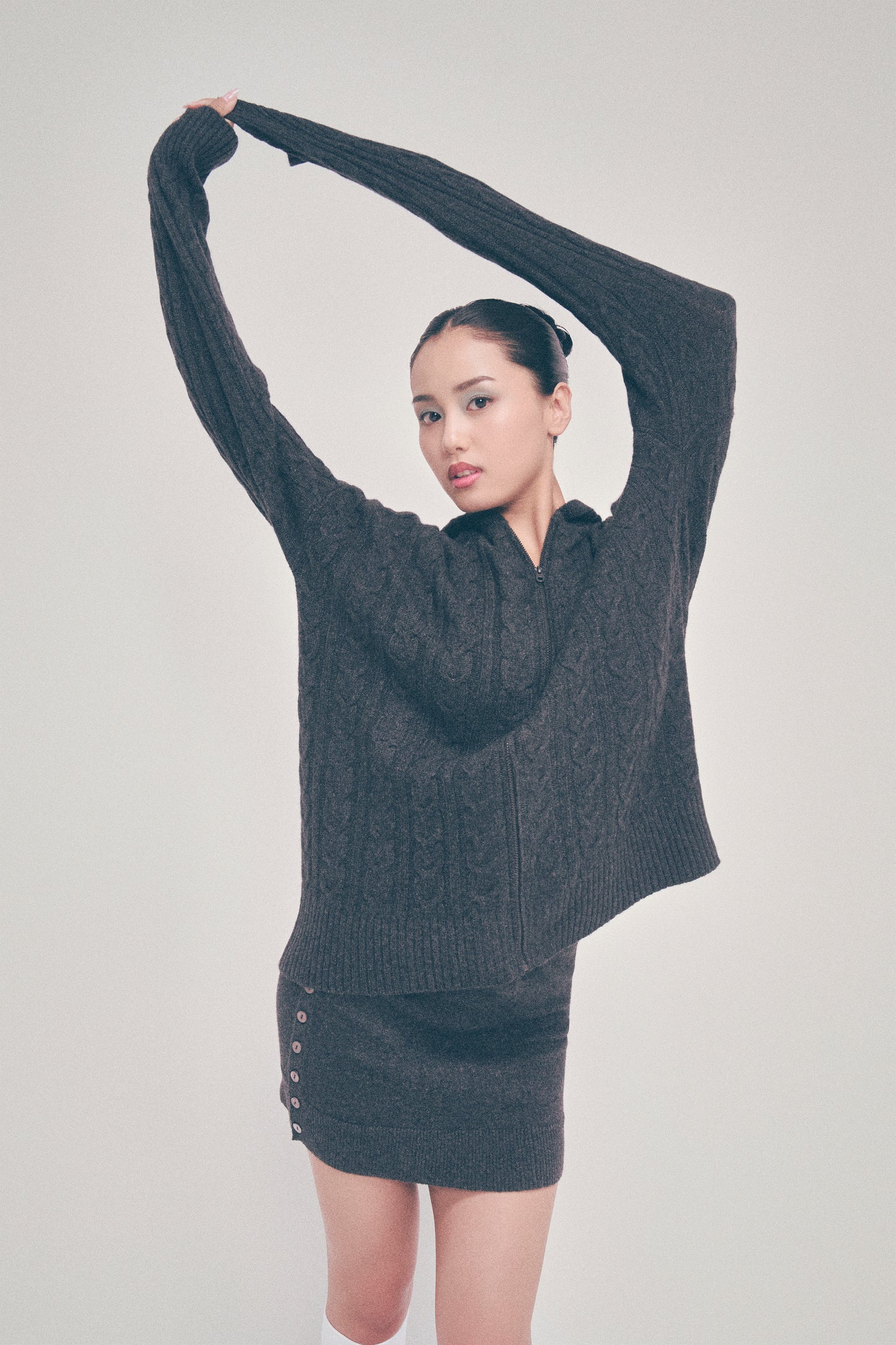 Claude Zip Hoodie Charcoal